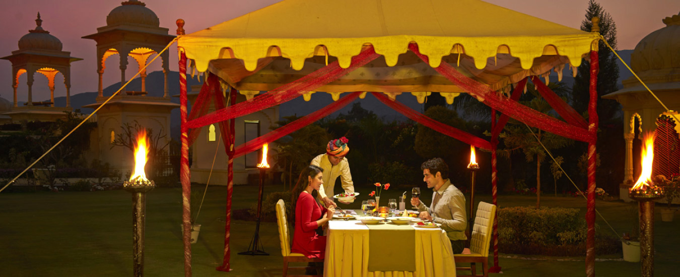 Raja-Rani Poolside Dinner